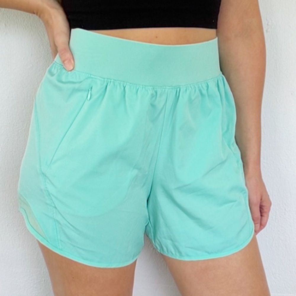 Tek Gear Workout Gear mint blue mid rise wicking stretch athletic shorts medium